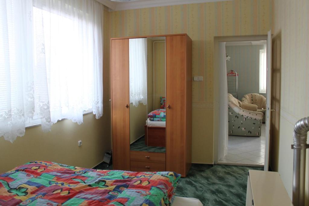 Orwa Apartmanok - Fenyofa Koez Zalakaros Oda fotoğraf