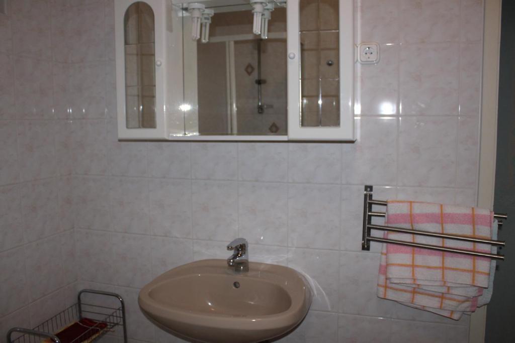 Orwa Apartmanok - Fenyofa Koez Zalakaros Oda fotoğraf